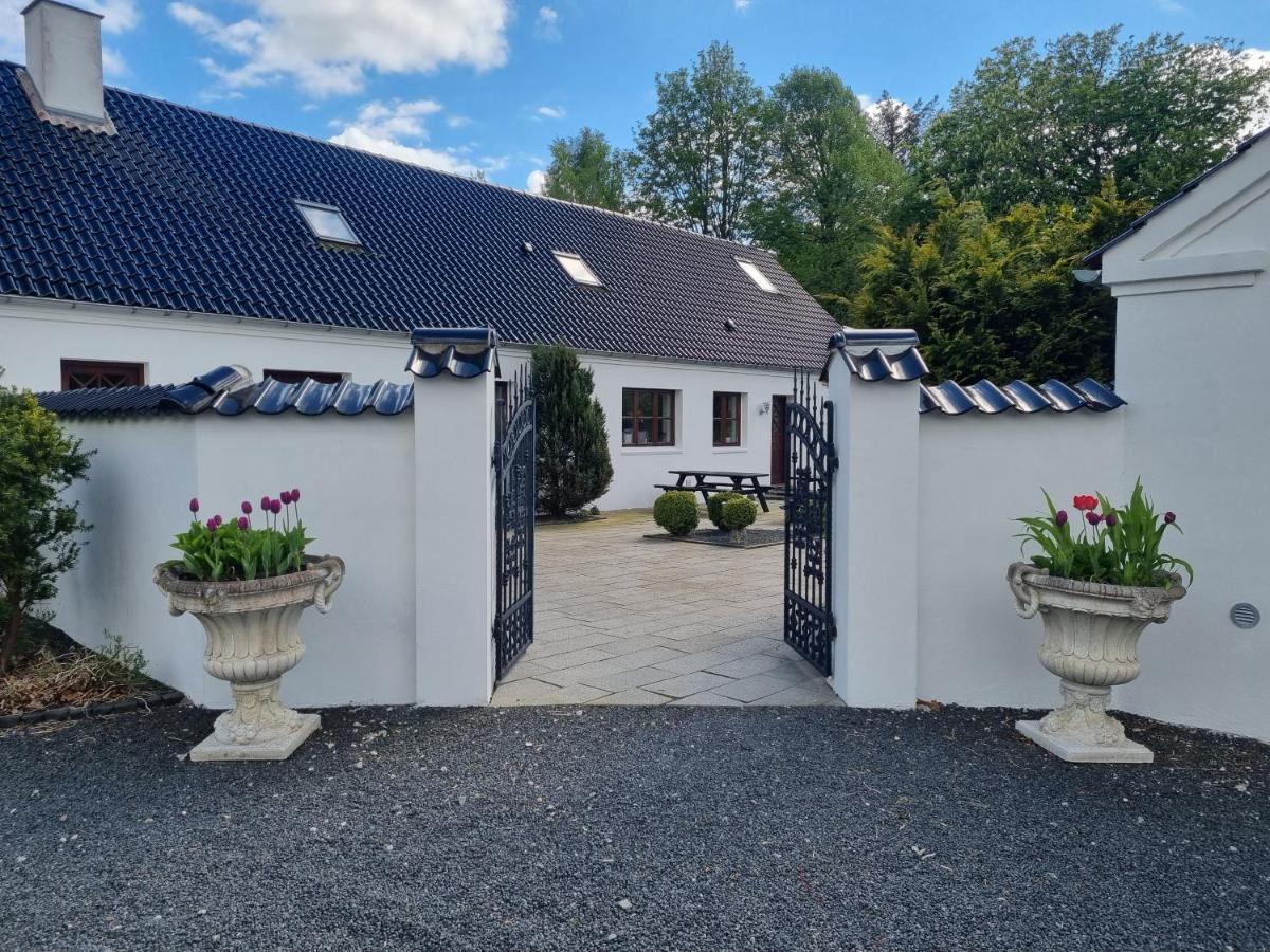 Elling Bed & Breakfast Фредериксхавн Экстерьер фото